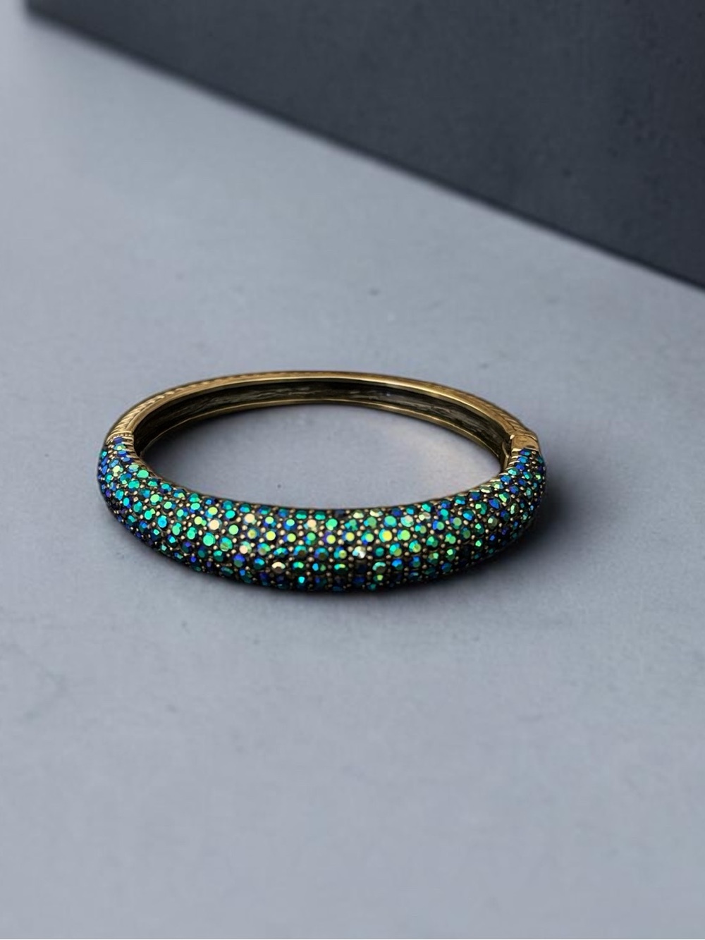Heidi Daus "Hugs From Heidi" Crystal Bangle Bracelet Aqua AB Gold Large Vibrant